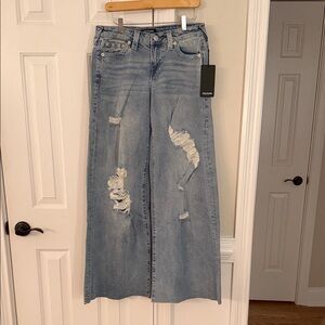 NWT TRUE RELIGION LOW RISE WIDE LEG DISTRESSED JEANS SZ 25 🔥🔥🔥